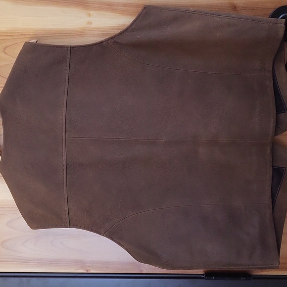 Coronado Leather Men's Vest - Picture 6 of 9